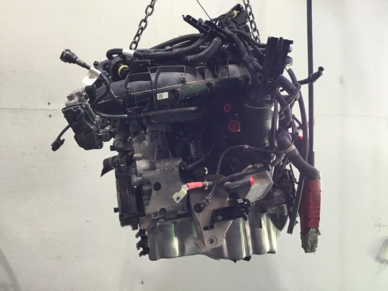 2021 BMW 330i Engine Assembly