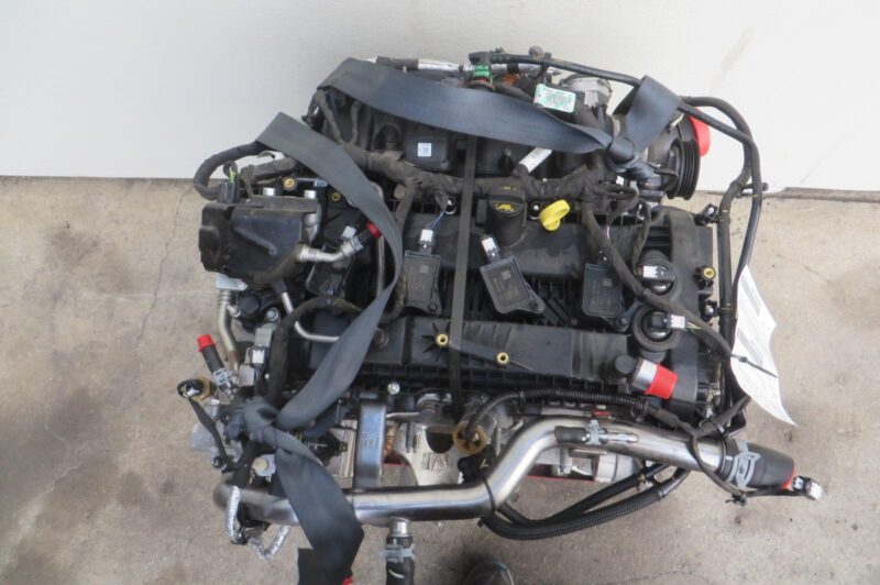 2002 Ford Thunderbird Engine Assembly