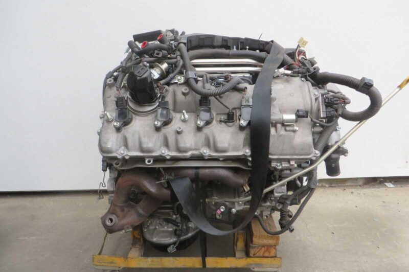 Toyota Lexus 1URFSE V8 engine Assembly