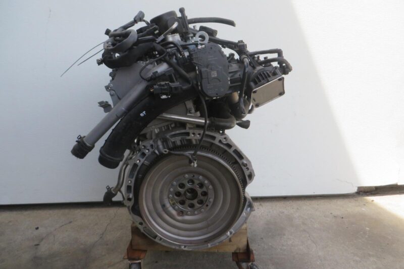 2018 Infiniti QX30 Engine Assembly