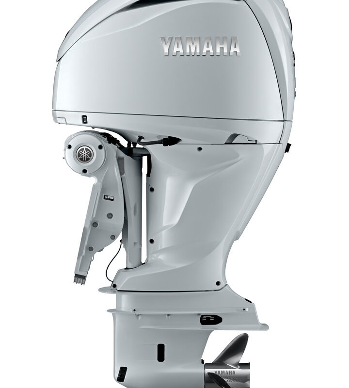 DES(Digital Electric Steering) Pearlescent White Yamaha 4 Stroke 300hp Ultra-Long Shaft EFI OUTBOARD FOR SALE