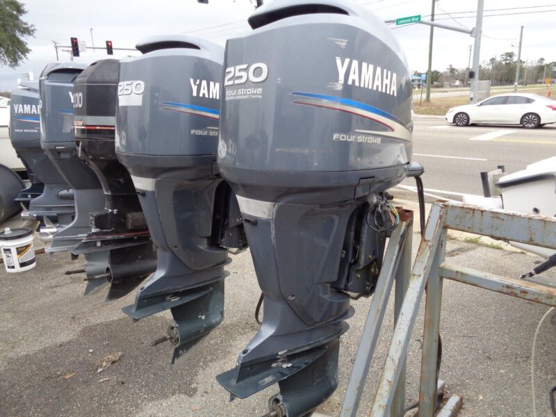 Used Twin 2009 Yamaha F250 250hp 4 Four Stroke 25″ Electric Shift Outboard Motor