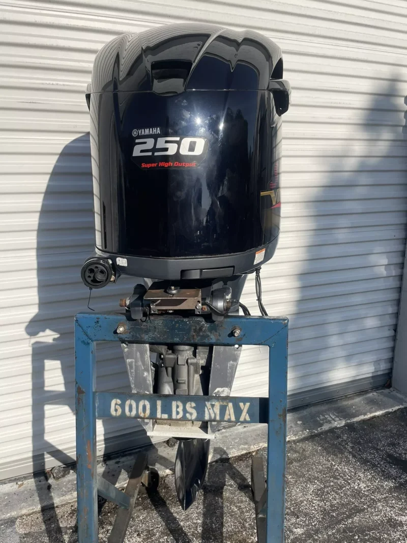 Yamaha SHO 250HP Outboard Motor – 20” Shaft, 4-Stroke VF250LA – 2020