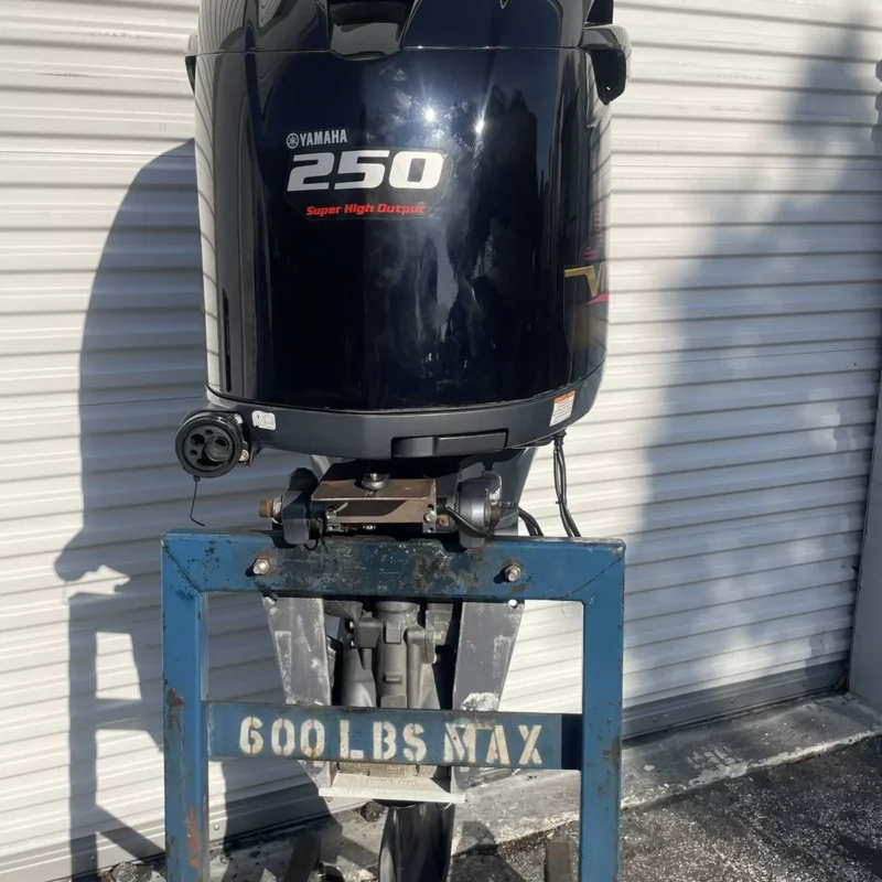 Yamaha SHO 250HP Outboard Motor – 20” Shaft, 4-Stroke VF250LA – 2020